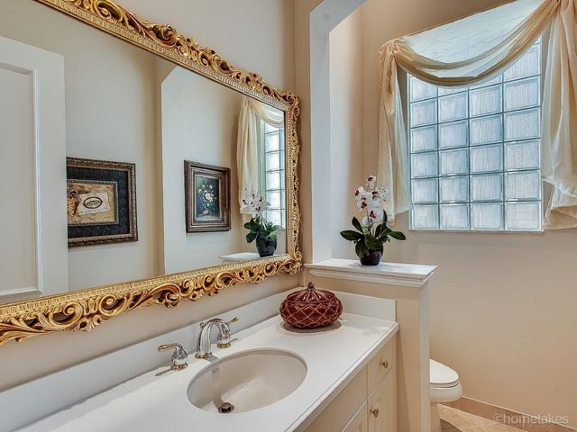 116 Bianca Drive, Palm Beach Gardens, FL 33418