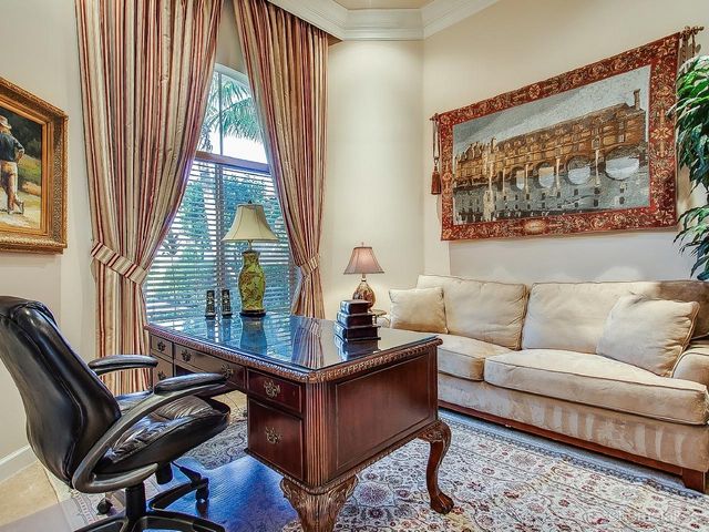 116 Bianca Drive, Palm Beach Gardens, FL 33418