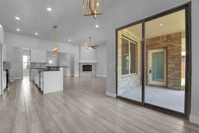 1609 NW 37th St, Lawton, OK 73505