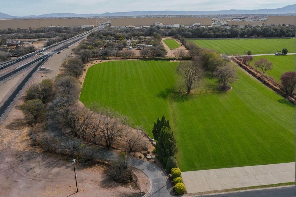 1904 Potomac Road SW, Albuquerque, NM 87105