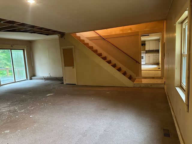 11 Saint Jean Street, Jaffrey, NH 03452