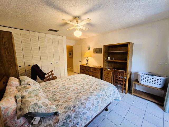 2054 SUNSET POINT ROAD 38, Clearwater, FL 33765