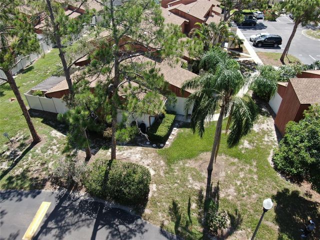2054 SUNSET POINT ROAD 38, Clearwater, FL 33765