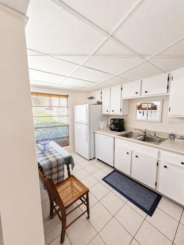 2054 SUNSET POINT ROAD 38, Clearwater, FL 33765