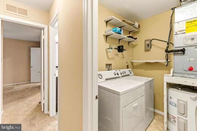 1014-A SCOTSWOOD CT, Mount Laurel, NJ 08054