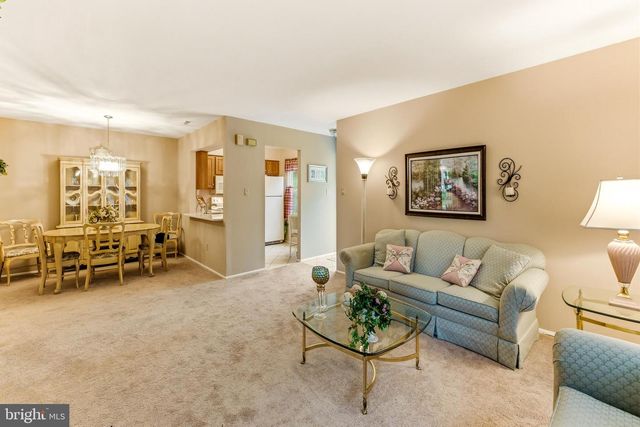 1014-A SCOTSWOOD CT, Mount Laurel, NJ 08054