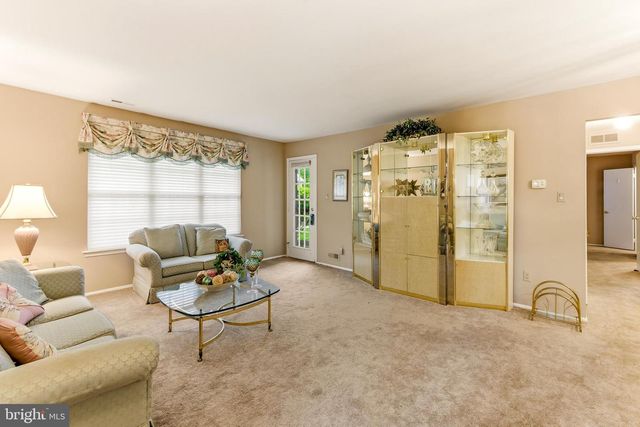 1014-A SCOTSWOOD CT, Mount Laurel, NJ 08054