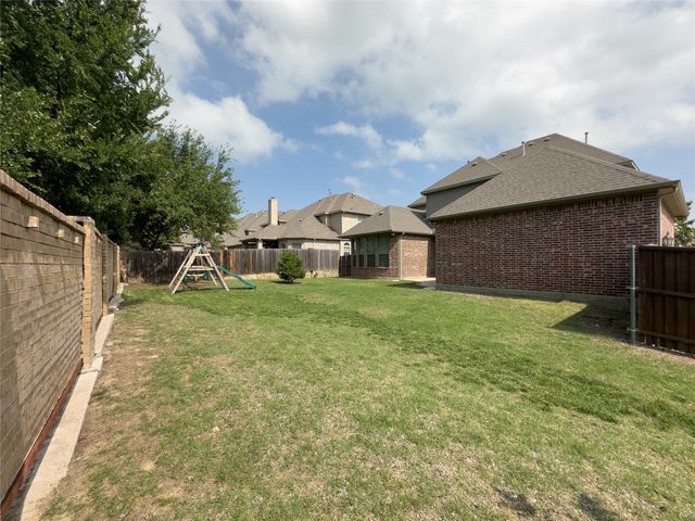 308 Parke Hollow Drive, Wylie, TX 75098