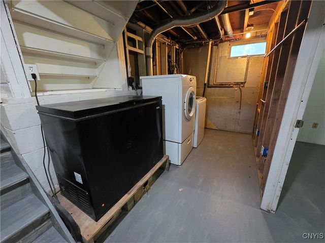 4945 Glen Robin Drive, Onondaga, NY 13215