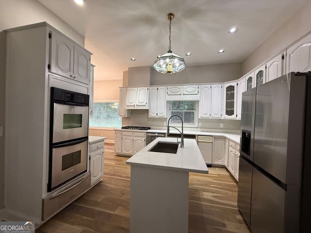 275 Allie Drive, Mcdonough, GA 30252