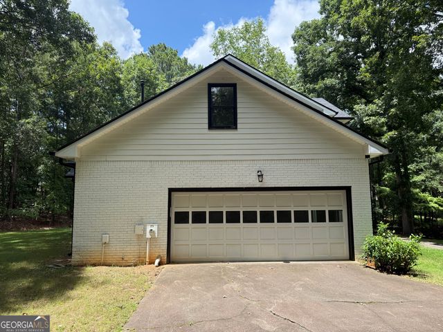 275 Allie Drive, Mcdonough, GA 30252