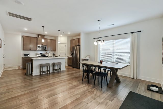 443 Black Walnut Dr, Gallatin, TN 37066