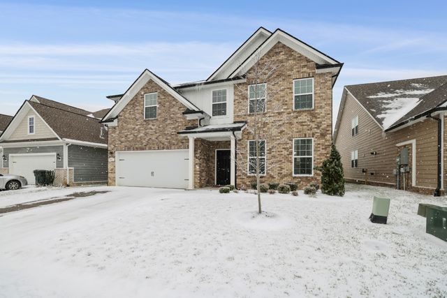 443 Black Walnut Dr, Gallatin, TN 37066