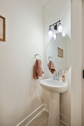 443 Black Walnut Dr, Gallatin, TN 37066