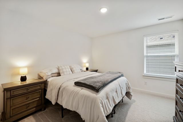 443 Black Walnut Dr, Gallatin, TN 37066