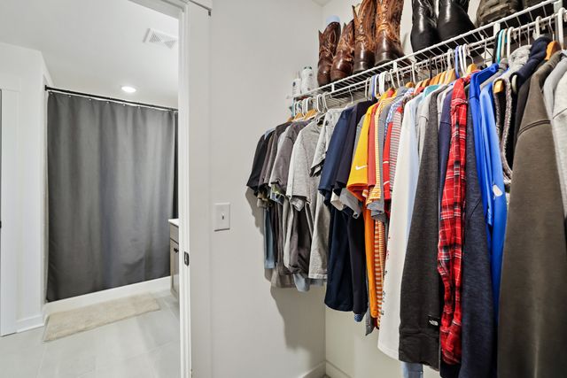 443 Black Walnut Dr, Gallatin, TN 37066