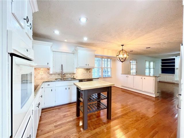 2395 Brownstone Court, Marietta, GA 30062