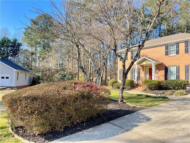 2395 Brownstone Court, Marietta, GA 30062