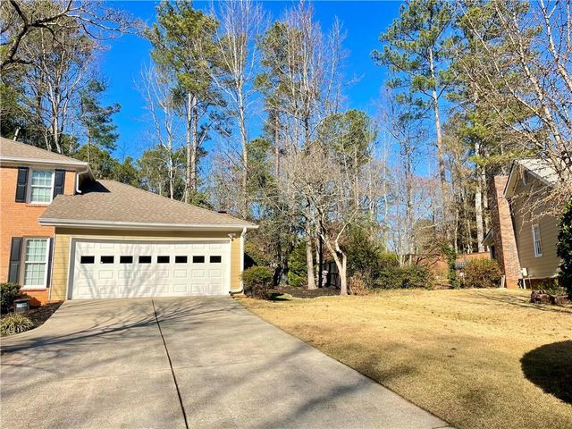 2395 Brownstone Court, Marietta, GA 30062