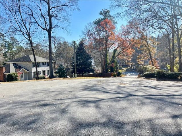 2395 Brownstone Court, Marietta, GA 30062