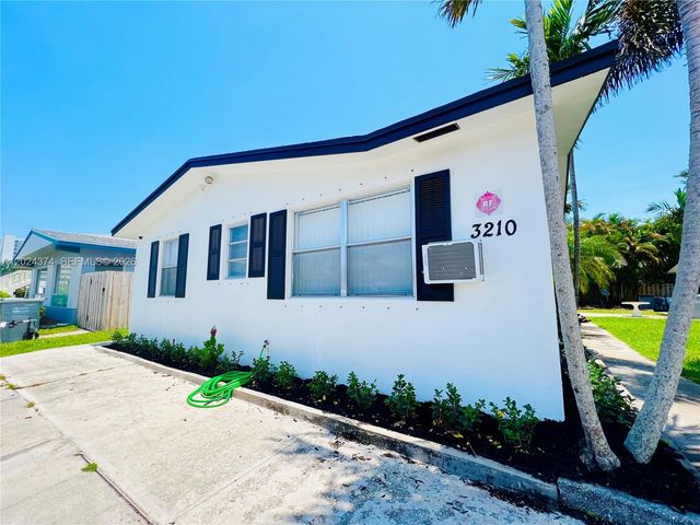 3210 Canal Dr 6, Pompano Beach, FL 33062