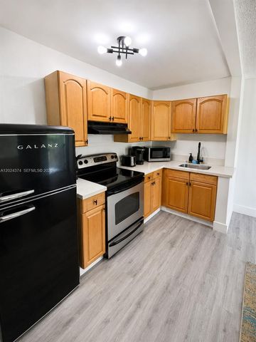 3210 Canal Dr 6, Pompano Beach, FL 33062