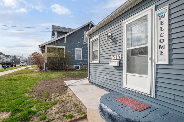 1535 Hawthorne Avenue, Waterloo, IA 50702