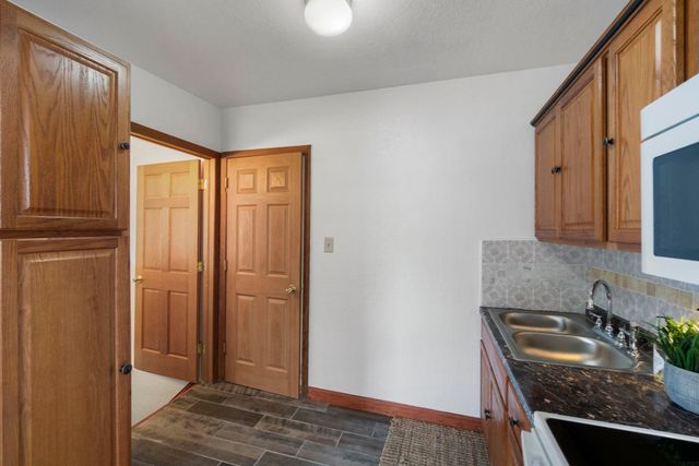 1535 Hawthorne Avenue, Waterloo, IA 50702