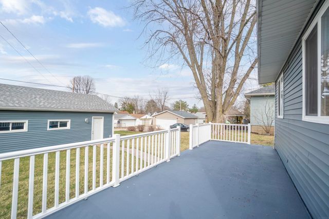 1535 Hawthorne Avenue, Waterloo, IA 50702