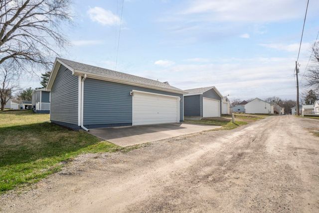 1535 Hawthorne Avenue, Waterloo, IA 50702