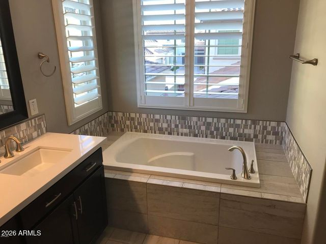 1940 W YELLOWSTONE Way, Chandler, AZ 85248