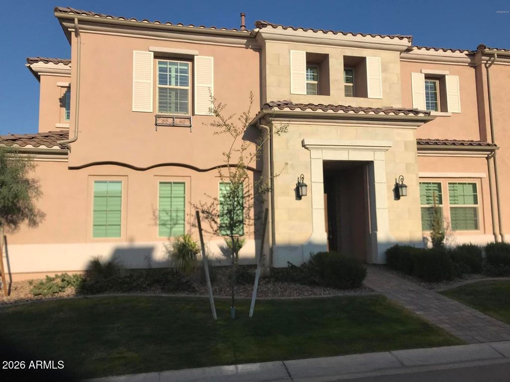 1940 W YELLOWSTONE Way, Chandler, AZ 85248