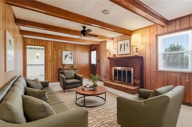 5228 Baptist CIR, Virginia Beach, VA 23464