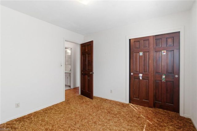 5228 Baptist CIR, Virginia Beach, VA 23464