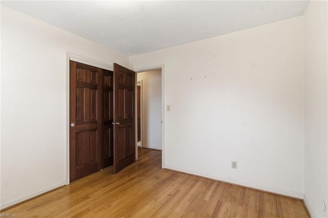 5228 Baptist CIR, Virginia Beach, VA 23464