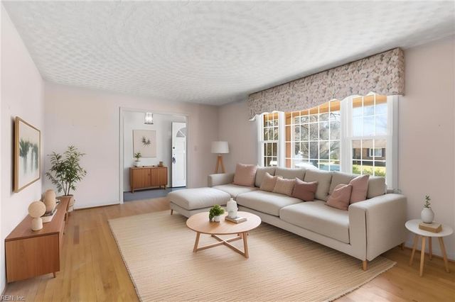 5228 Baptist CIR, Virginia Beach, VA 23464