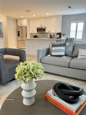 3081 Matilda St A, Miami, FL 33133