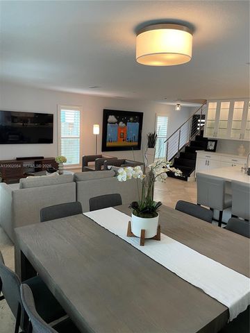 3081 Matilda St A, Miami, FL 33133