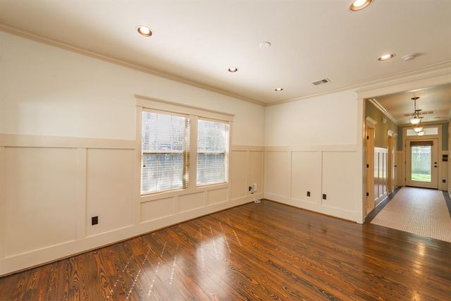 722 E 25th Street, Houston, TX 77008