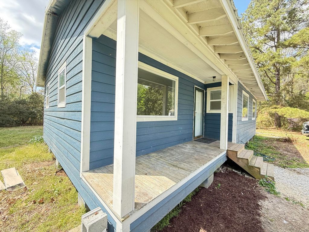 285 Koger Drive, Reevesville, SC 29471