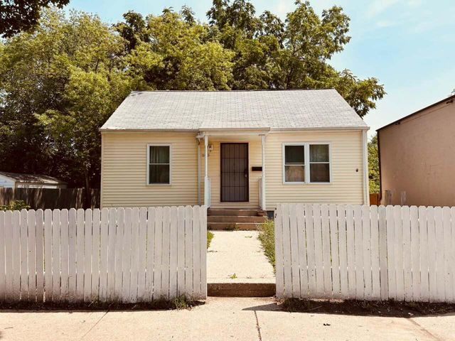 5482 N 58th STREET, Milwaukee, WI 53218