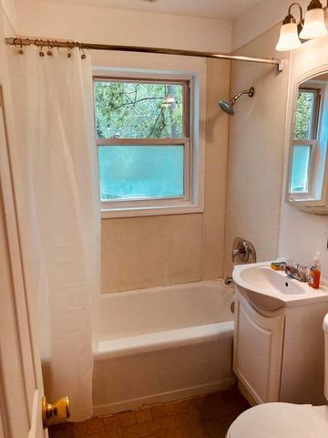 5482 N 58th STREET, Milwaukee, WI 53218