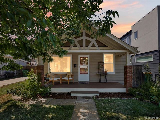 2959 S Delaware Street, Englewood, CO 80110