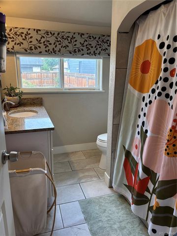 2959 S Delaware Street, Englewood, CO 80110