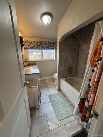 2959 S Delaware Street, Englewood, CO 80110