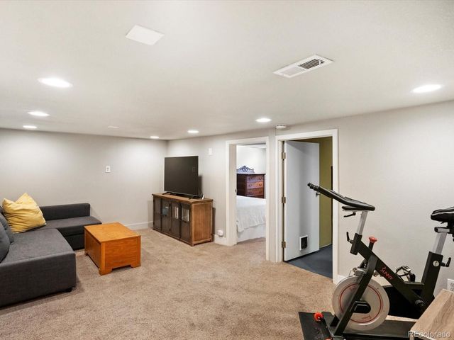 2959 S Delaware Street, Englewood, CO 80110