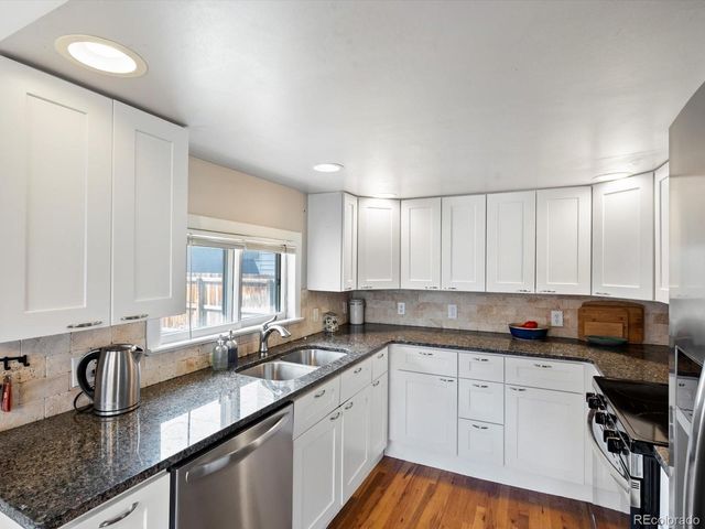 2959 S Delaware Street, Englewood, CO 80110