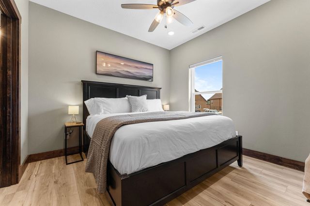 354 Settlers Cove, Kimberling City, MO 65686