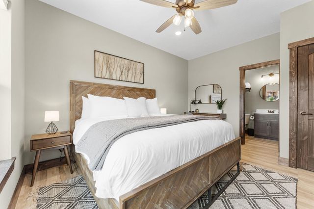 354 Settlers Cove, Kimberling City, MO 65686