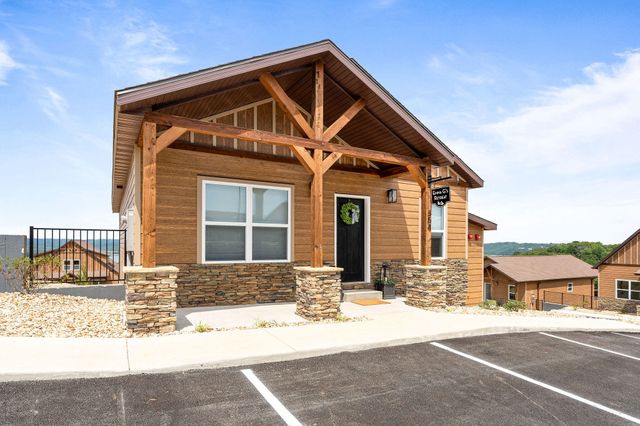 354 Settlers Cove, Kimberling City, MO 65686